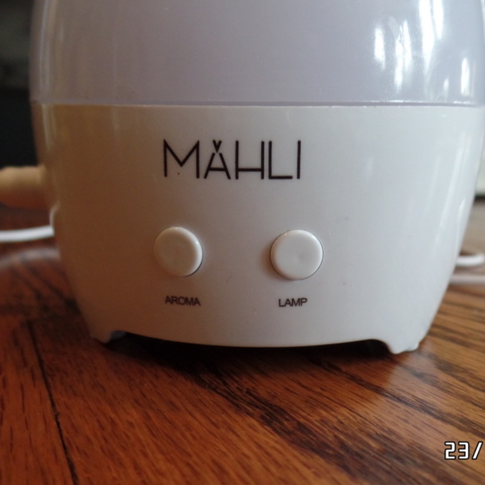Oil Diffuser - Picture 2 of 3